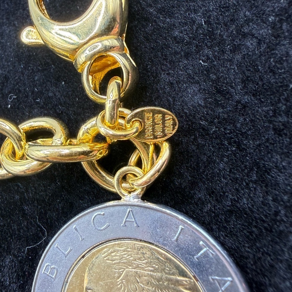 Milor Italy Gold Plated Bronze 500 Lire Coin Charm Bracelet 8.5” Chunky - Picture 2 of 3